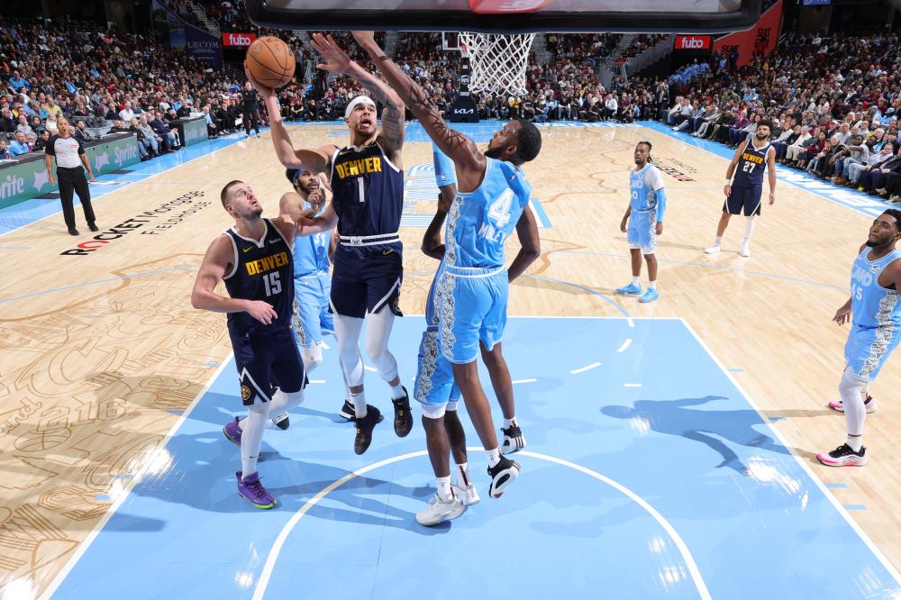 中展现了堪 中展现了堪