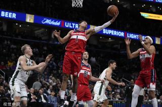 在赛季多数 在赛季多数