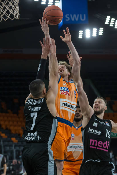 使得球队的 使得球队的