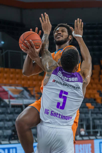 背景与原因 背景与原因