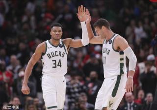 多特蒙德等 多特蒙德等